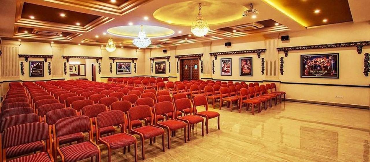 Cinemascope An Apart Hotel Csennai Kültér fotó